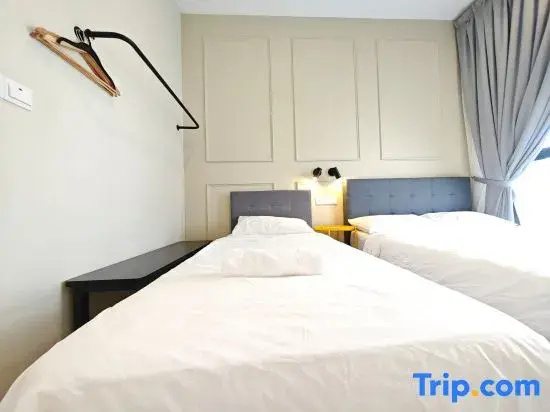 TRION Pool & KL City View The 107 Family Suite