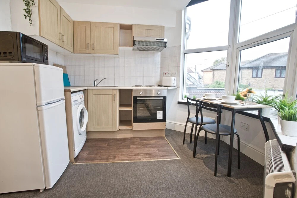 Short Stay Bristol - Stapleton 3 Apartment