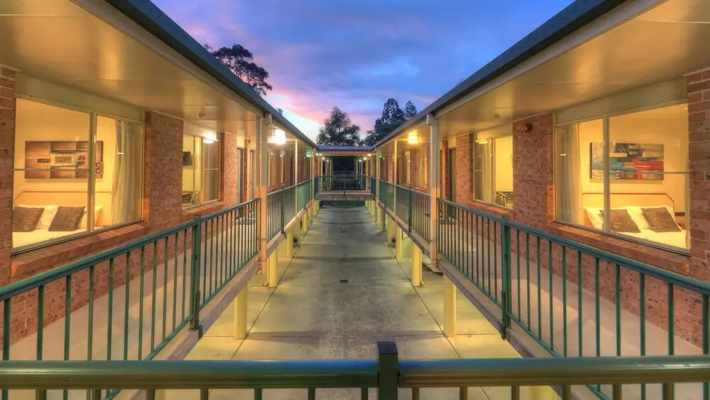 Bent Street Motor Inn