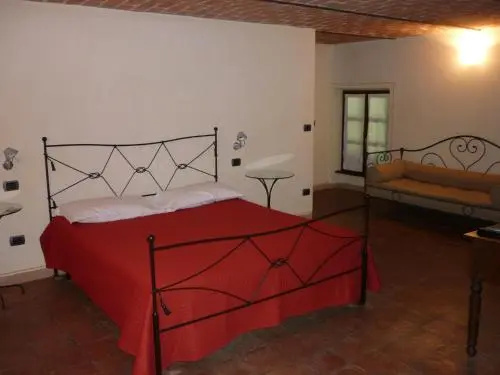 Cascina La Carlotta