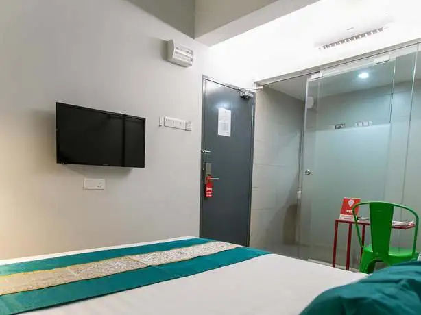 Oyo Rooms Kuchai Lama