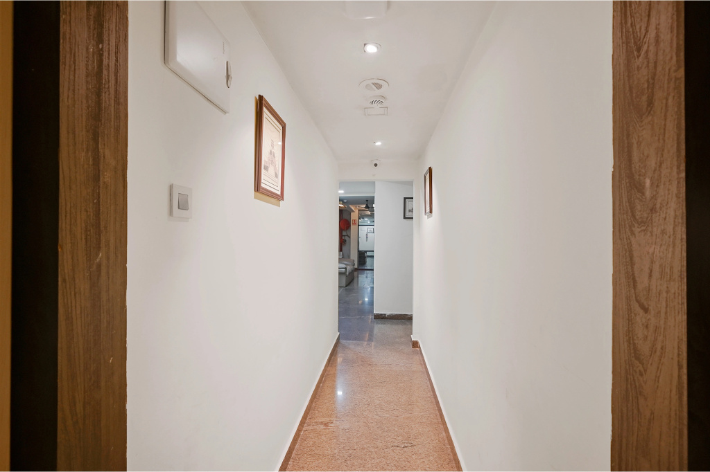 FabHotel Prime Middleton - Nr Niladri Vihar Square