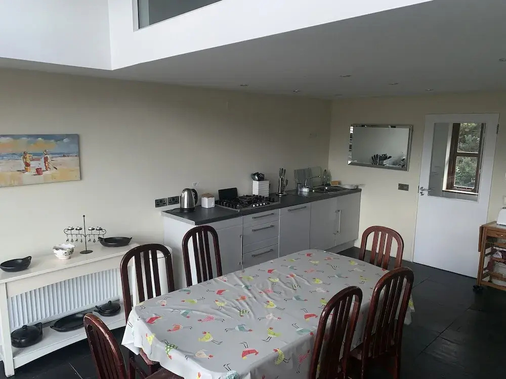 Lough Meela Lodge