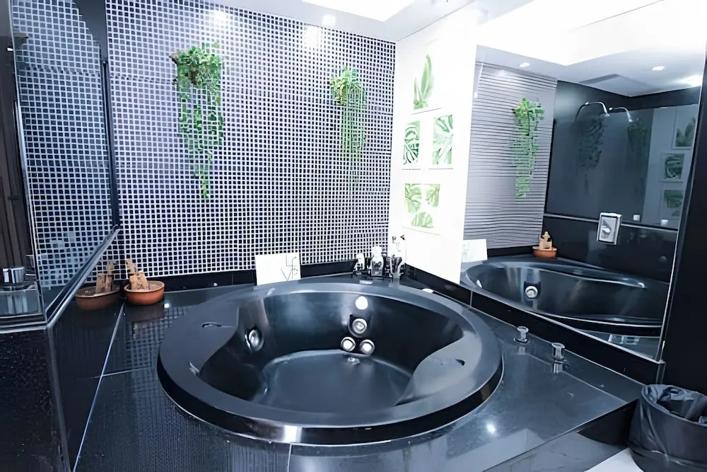 Bonaparte B3 Hotels