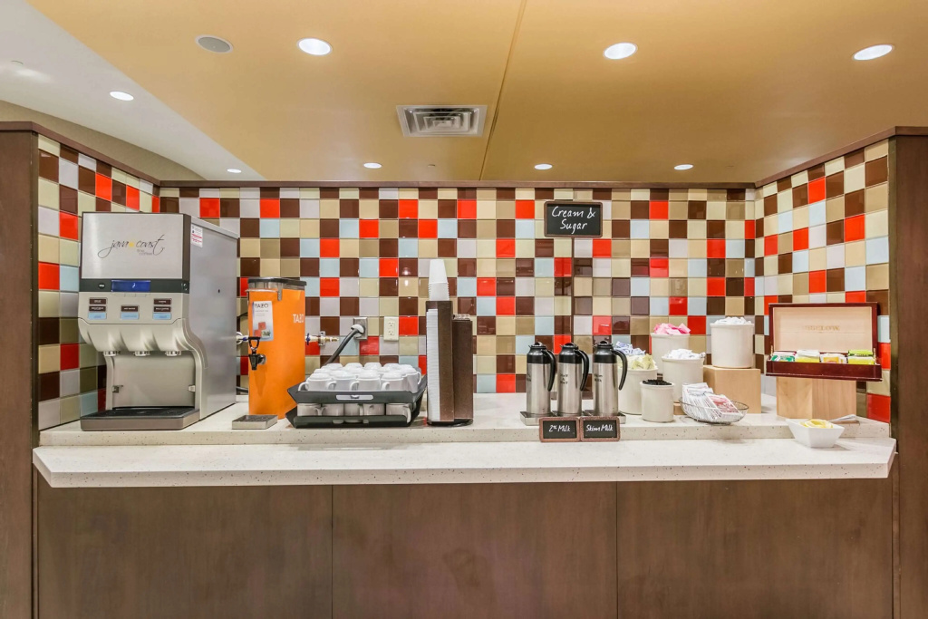 Embassy Suites by Hilton Newark Airport