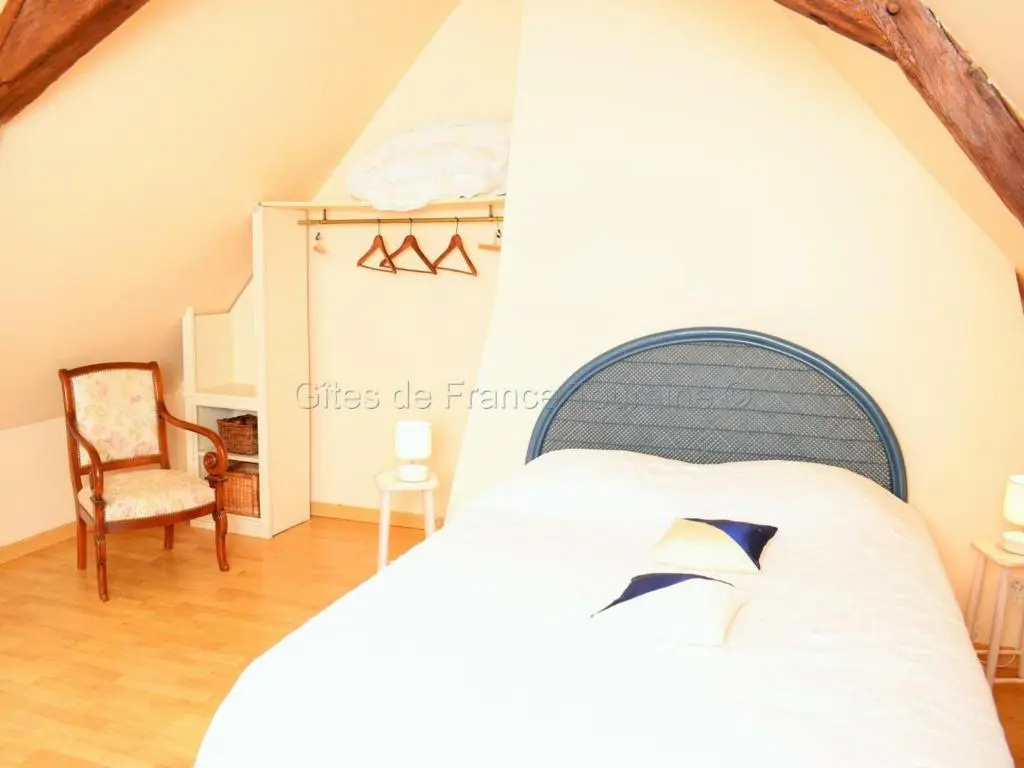 Gîte de charme du XVIIIe avec jardin, proche des châteaux et vignobles de Touraine, équipements inclus - FR-1-381-365