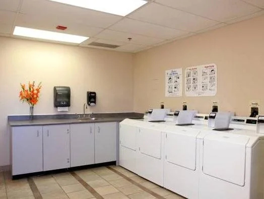 Residence & Conference Centre King City Seneca Polytechnic Campus Accommodation