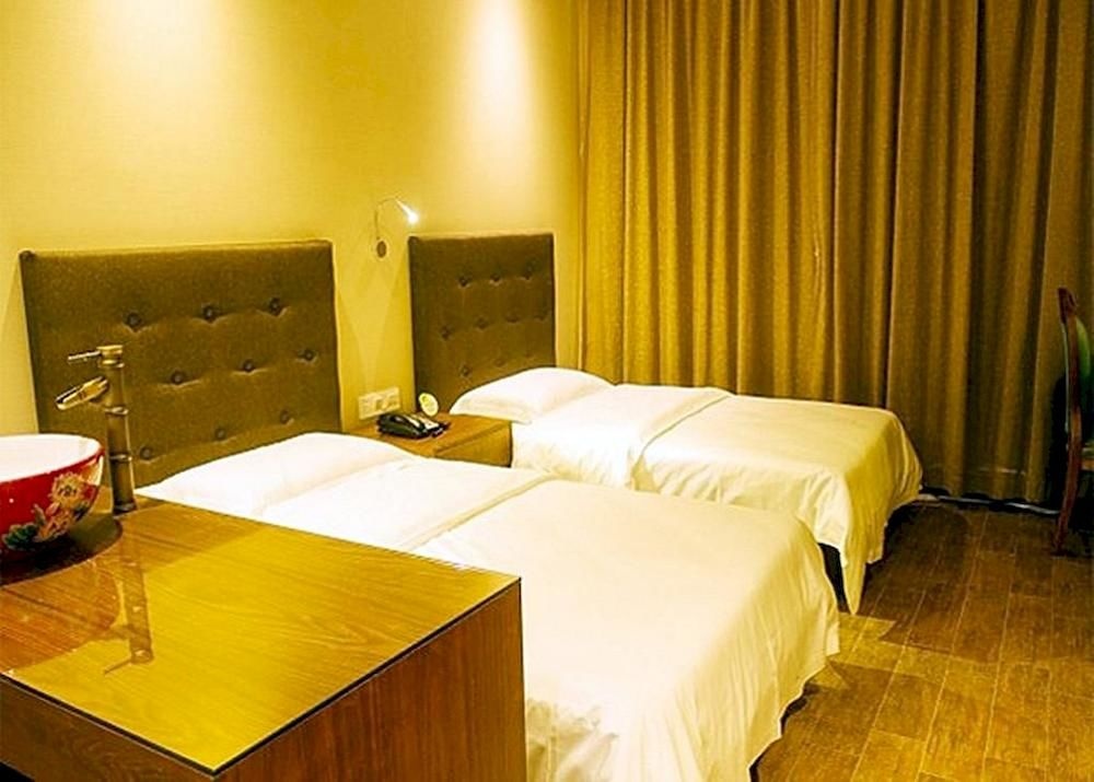 I hotel