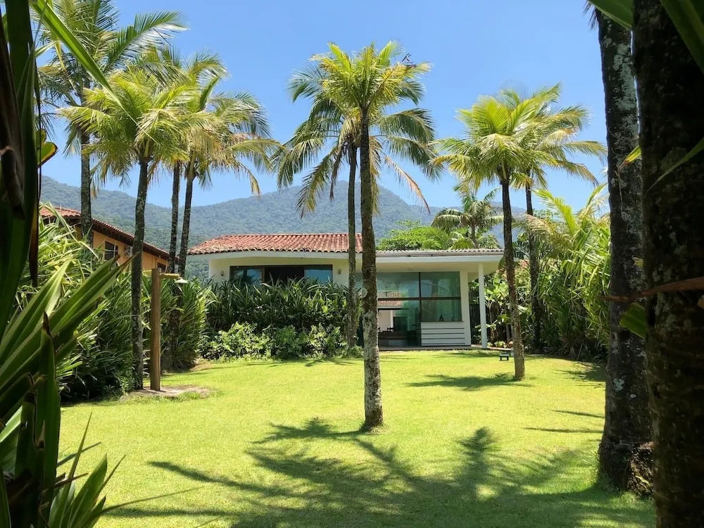Maresias, Luxo e Estilo à Beira-mar