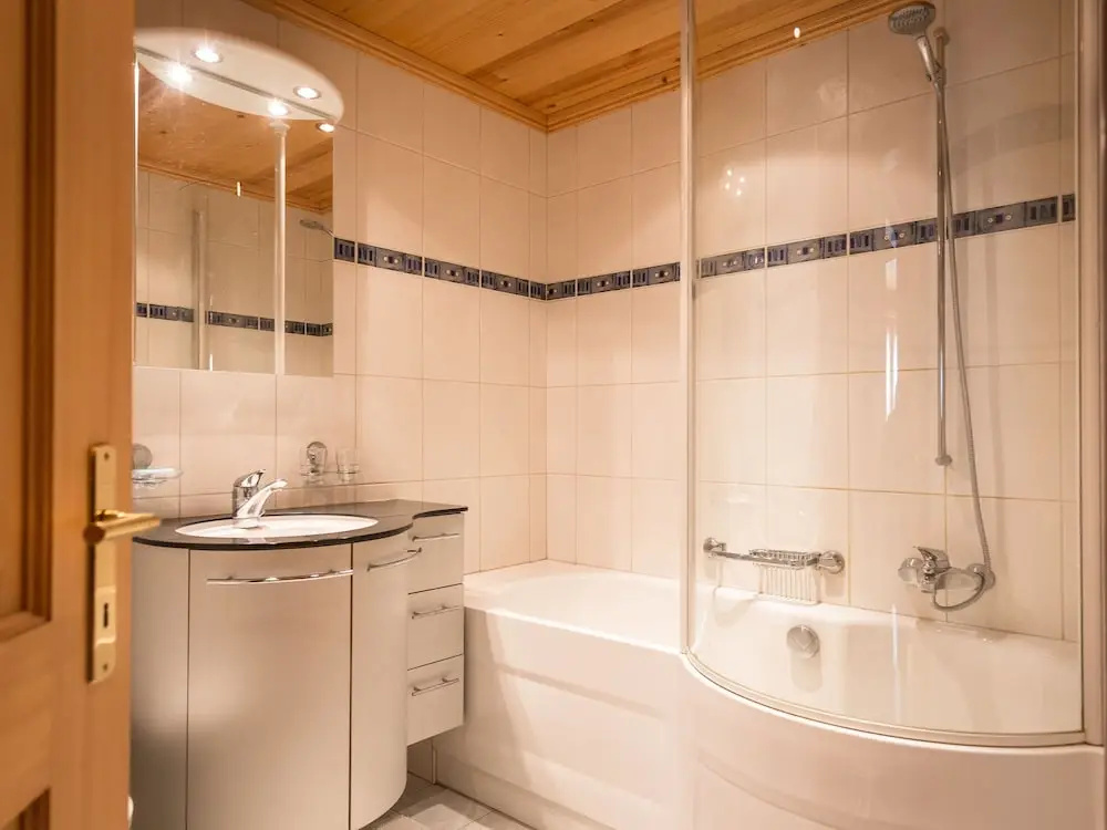 Luxurious Chalet in Zweisimmen near Ski Area