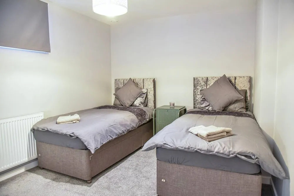 Massive 2bd Central Ipswich