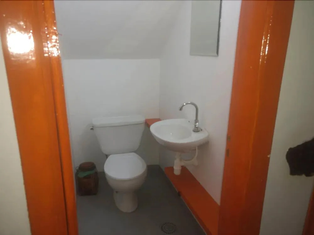 COACHHOSTEL7
