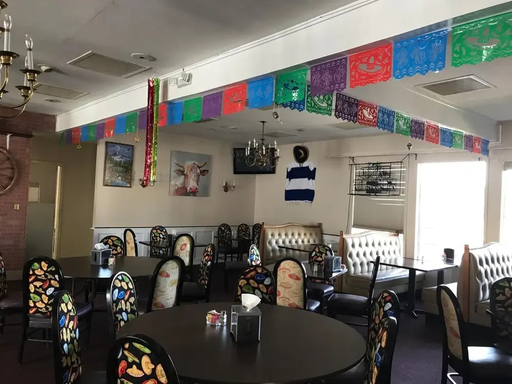 Winton Inn & Suites
