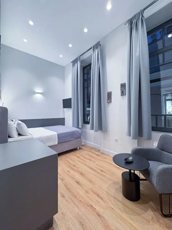 LOFUS Art-Suites