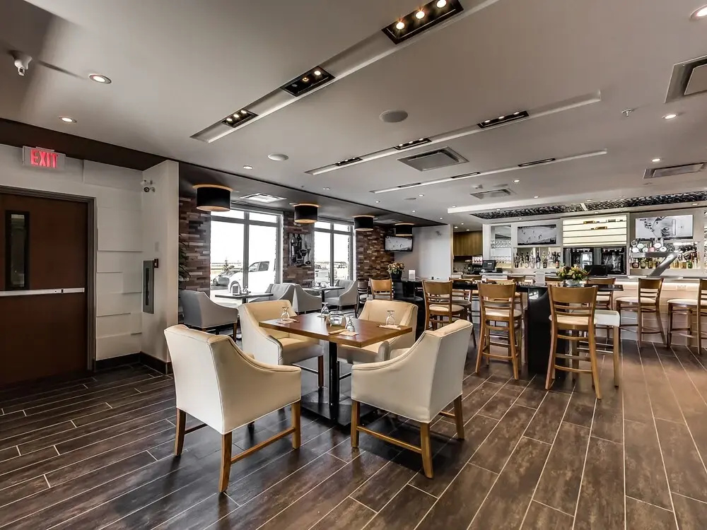 Revolution Hotel