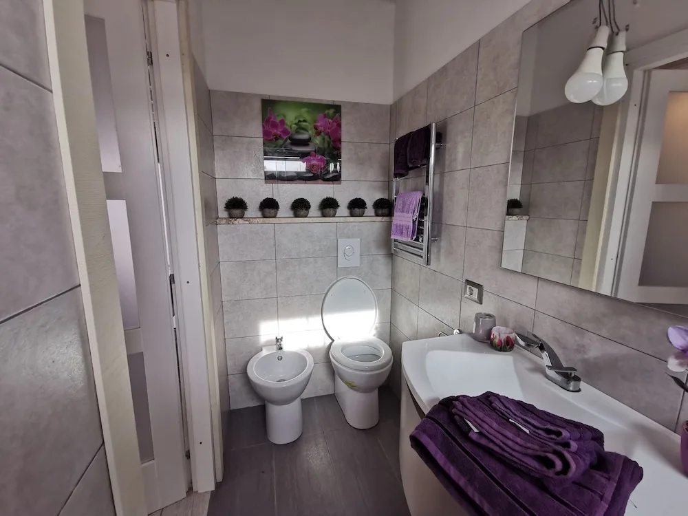 Cozy Sea View Apartment in Civitavecchia