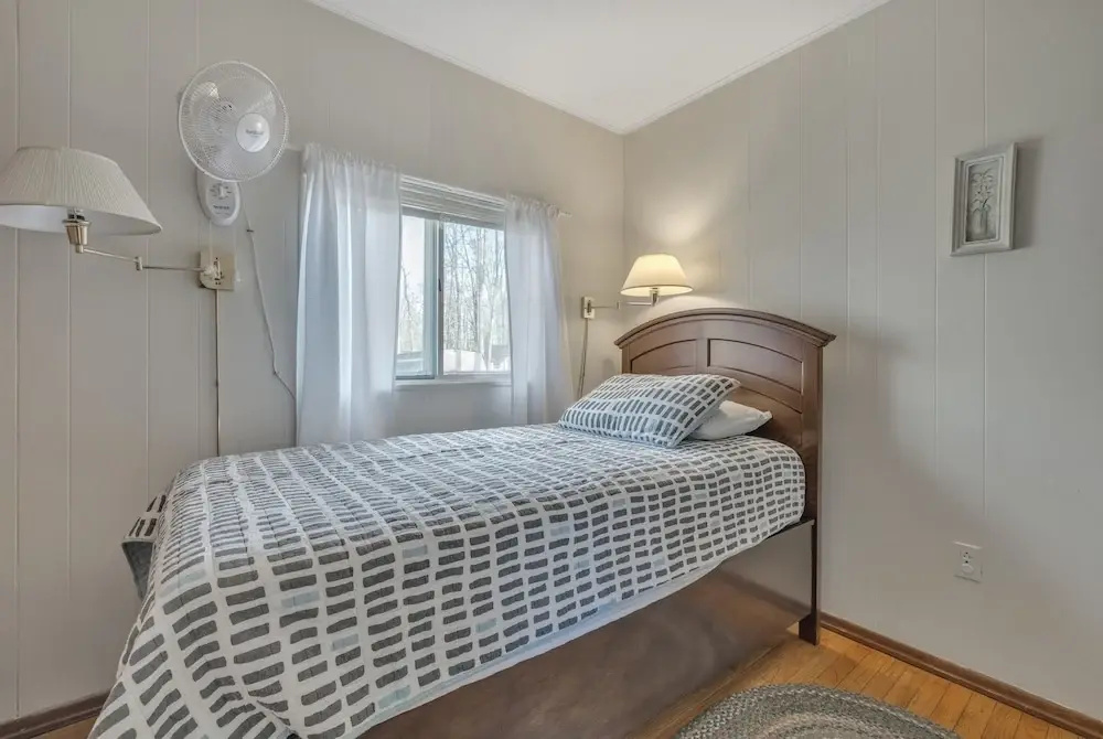 Pet Friendly Mountain Home W/ Fishing Access: 10 Mi To Ski! Pet Friendly! 3 Bedroom Home by Redawning