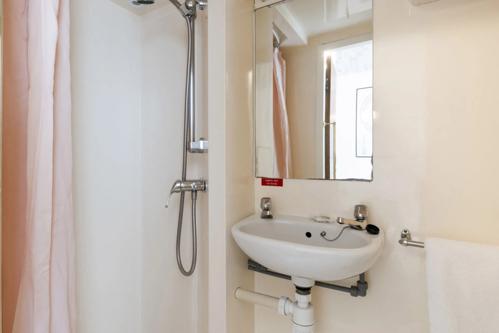 St Athans Hotel