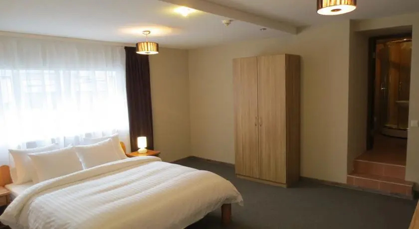 Amigo Hotel