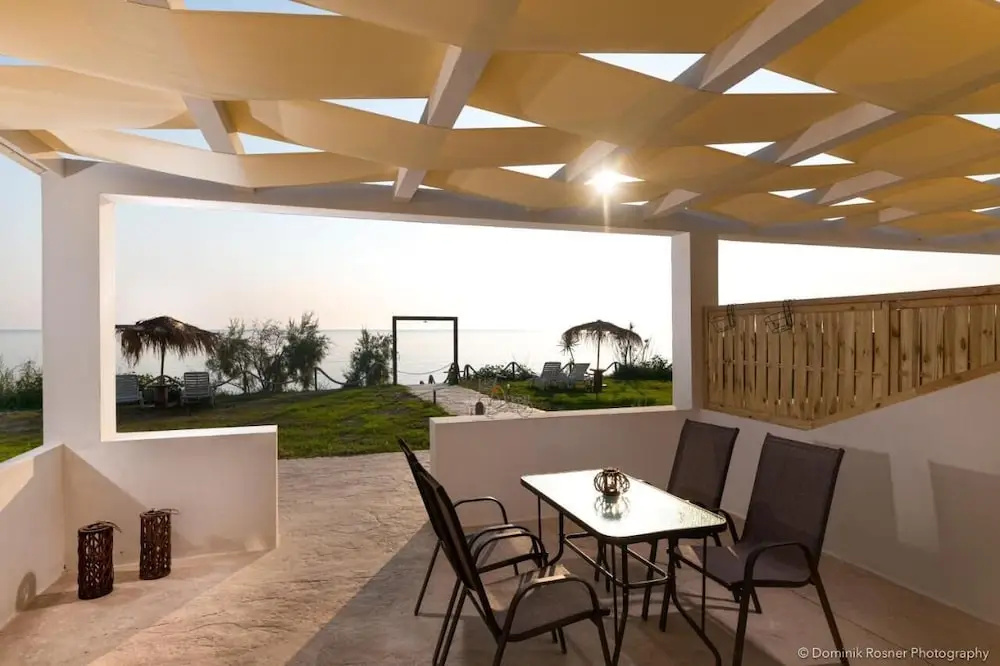 Seashore Stream Suites