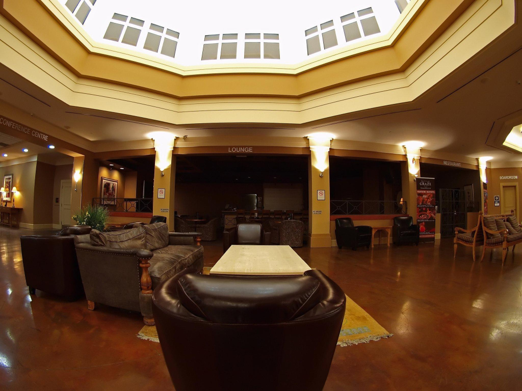 Grand Hotel & Conference Centre Calgary Airport, an Ascend Collection Hotel