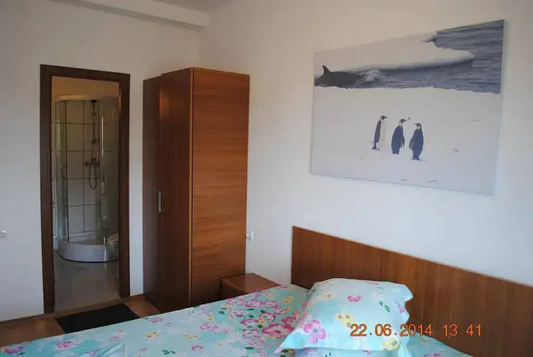 Vila Nicola