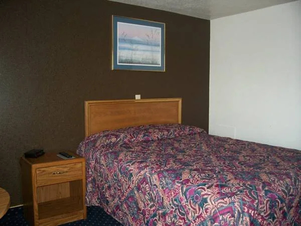 1st Interstate Inn - Alliance