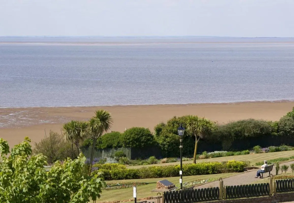 The Golden Lion Hotel
