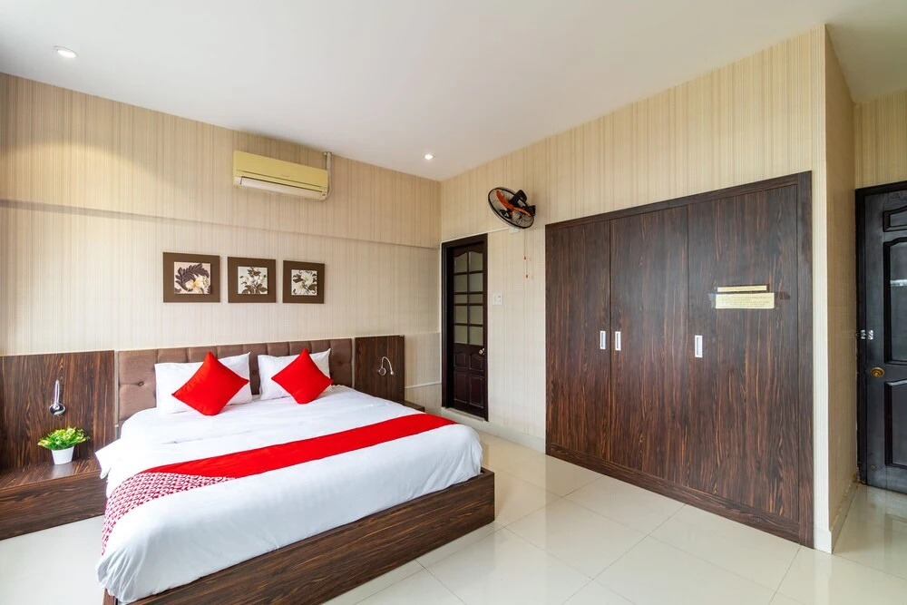 Oasis Riverside Hotel Da Nang by OYO
