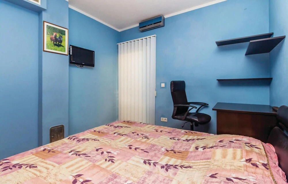 Beautiful Home in Crikvenica With Wifi and 2 Bedrooms