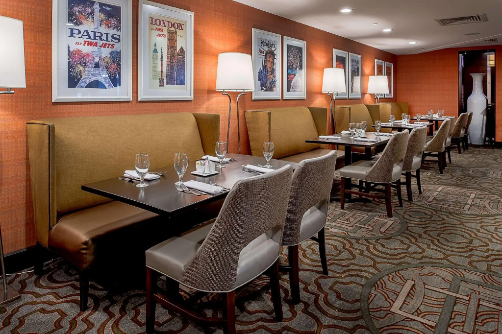 Hilton St. Louis Airport