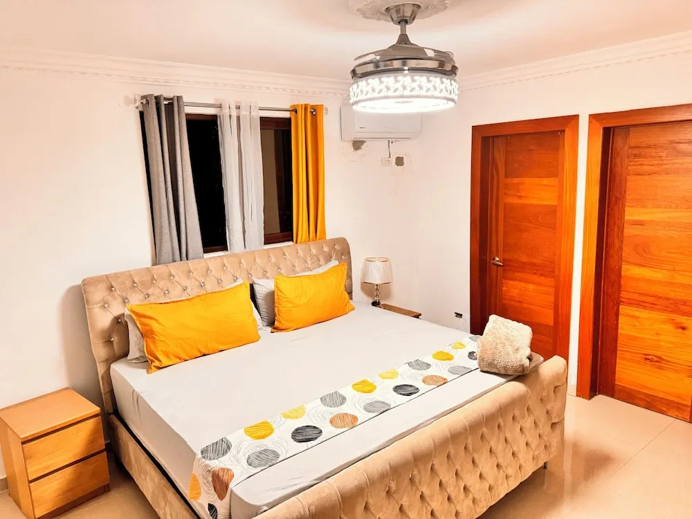 Santiago Amazing 4bedrooms Apt for Group, Spectacular Wifi, Close to all fun
