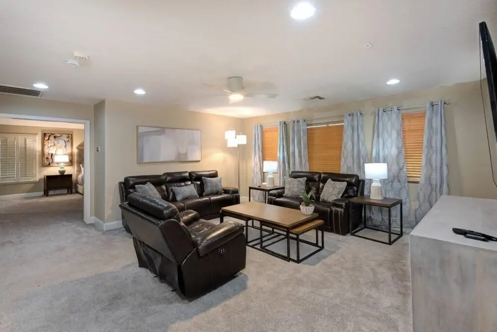 5BR Lux Paradise With Pool Spa Backyard Bliss