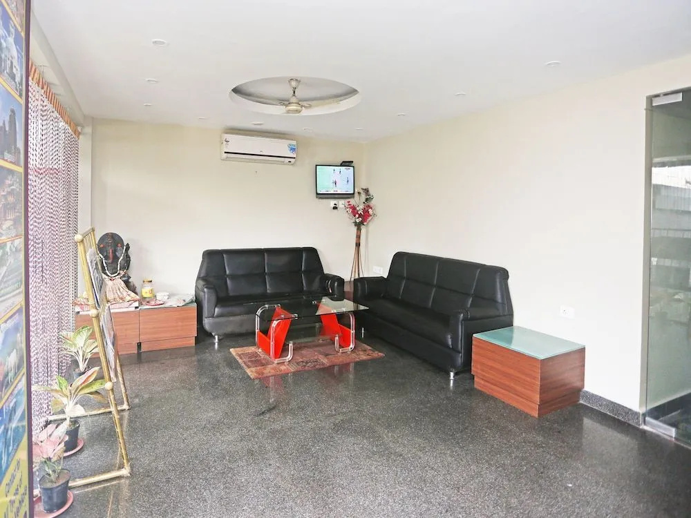 OYO 3035 Hotel Sun Sai