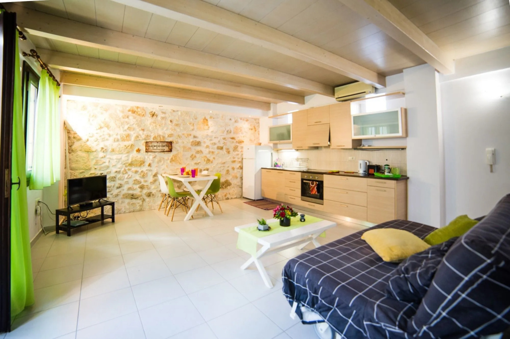 AC Homes Christos