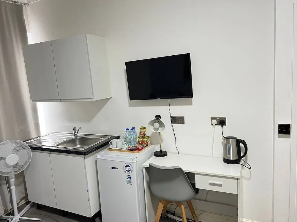 Diana Hotel Near Wembley Self Serviced Apartments