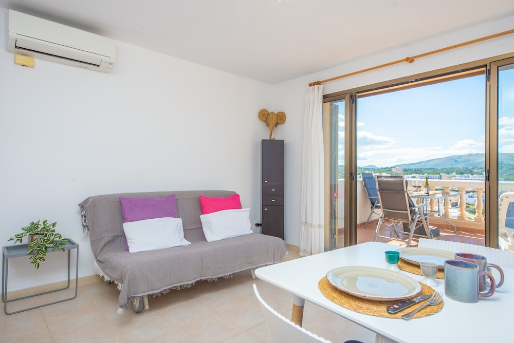 Perleta - Apartment In Cala Rajada. Free Wifi