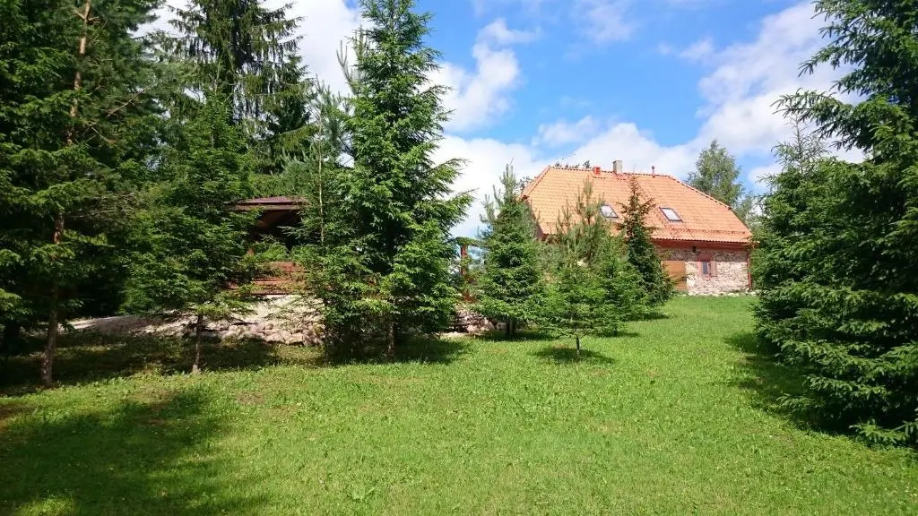 Neeruti Holiday House