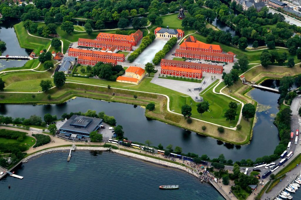 175sqm High-end Luxury Apartment - Heart of CPH