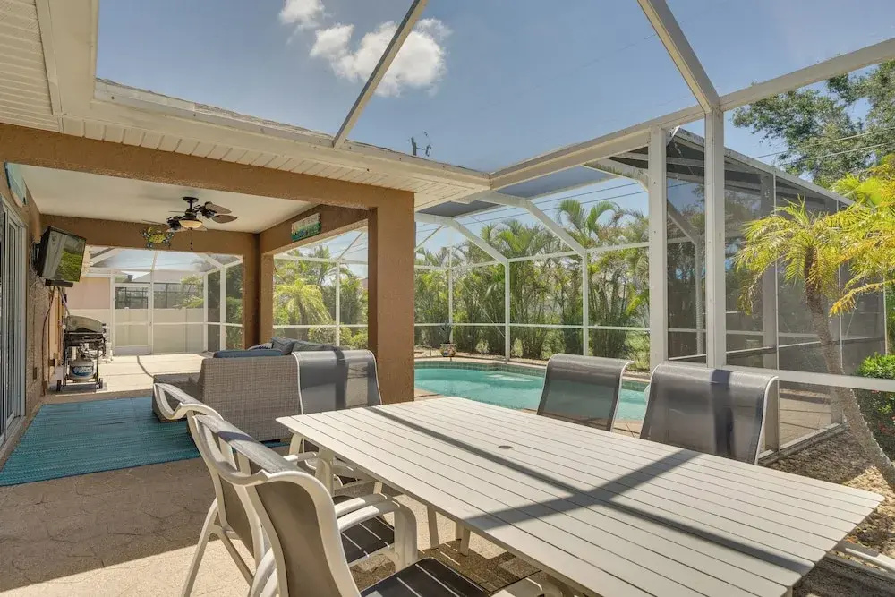 Family-friendly Home ~ 10 Mi to Dtwn Cape Coral