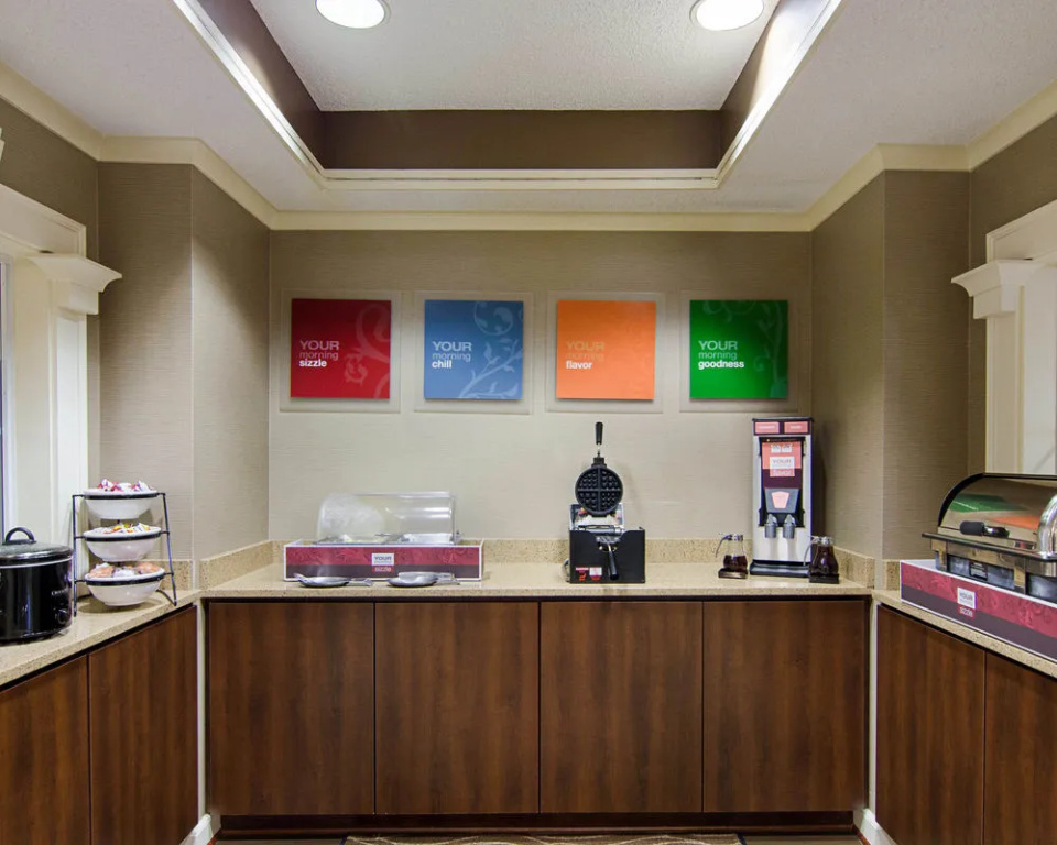 Comfort Inn West