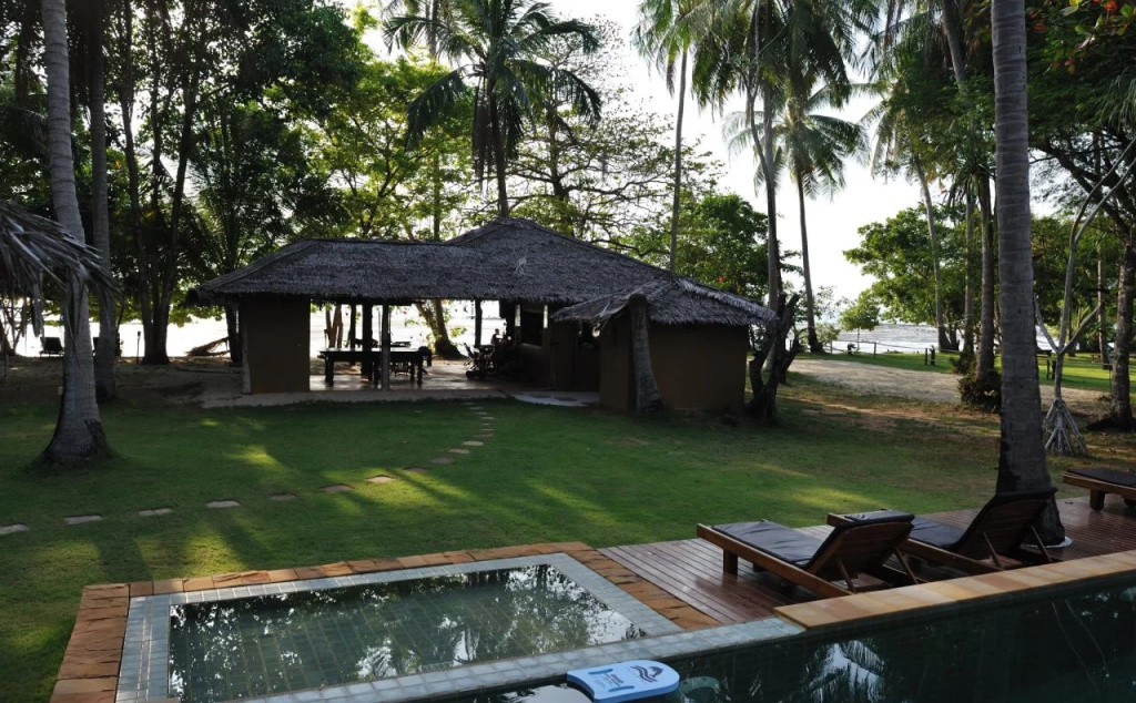 KhaoTong Villa at Melina's
