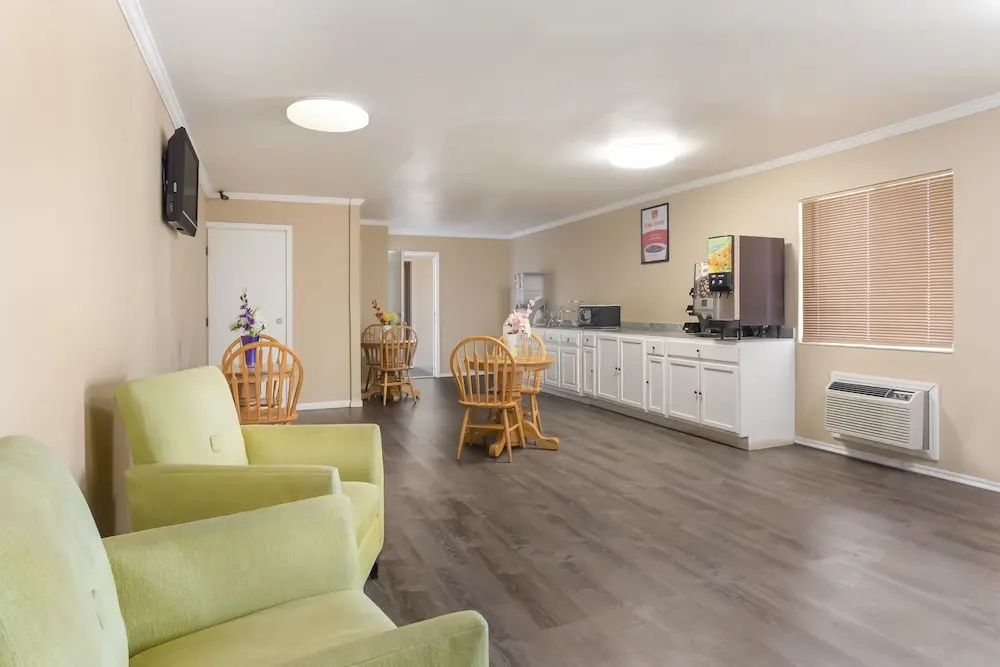 Americas Best Value Inn Concordia