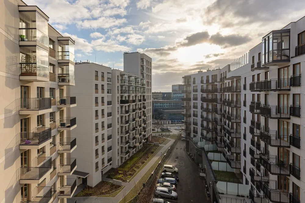 Zdziechowskiego Apartment by Renters
