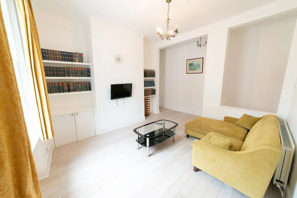 Luxurious Apartment in SW17