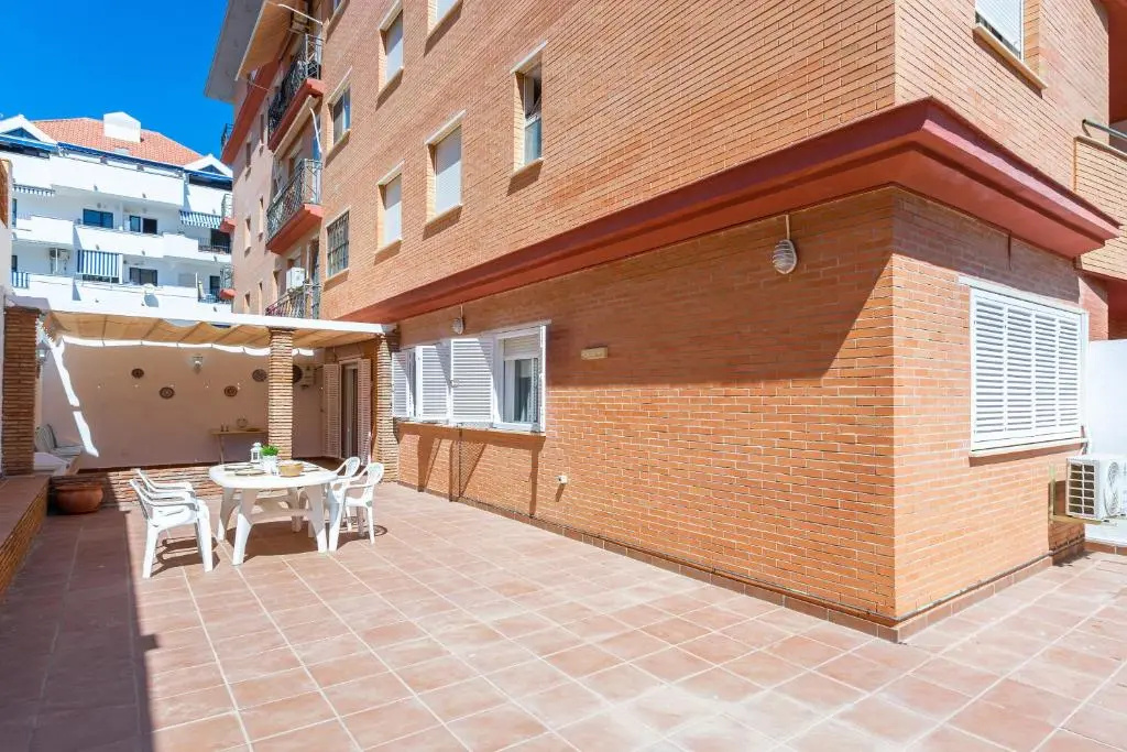Los Boliches Beach Apartment by GHR Rentals