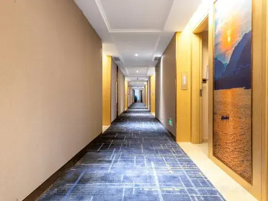 Vienna International Hotel Shenzhen Qianhai Mawan Branch