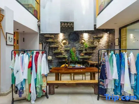 Qingcheng Houshan Taizhuang Private Tang Homestay