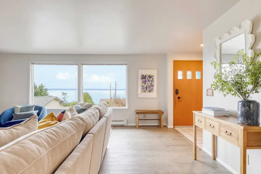 Whidbey Bliss by Avantstay 2min to Beach + View