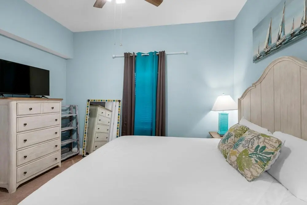 Laketown Wharf 2118